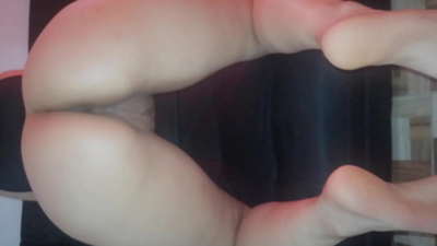 Моя мама дарує мені свою кицьку як різдвяний подарунок